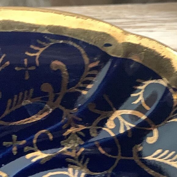 Set Of Three Small Dark Navy Blue & Gold Porcelain Saucers Signed Richard Ginori - Picture 13 of 16